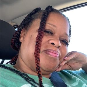 Meet your Posher, Shay